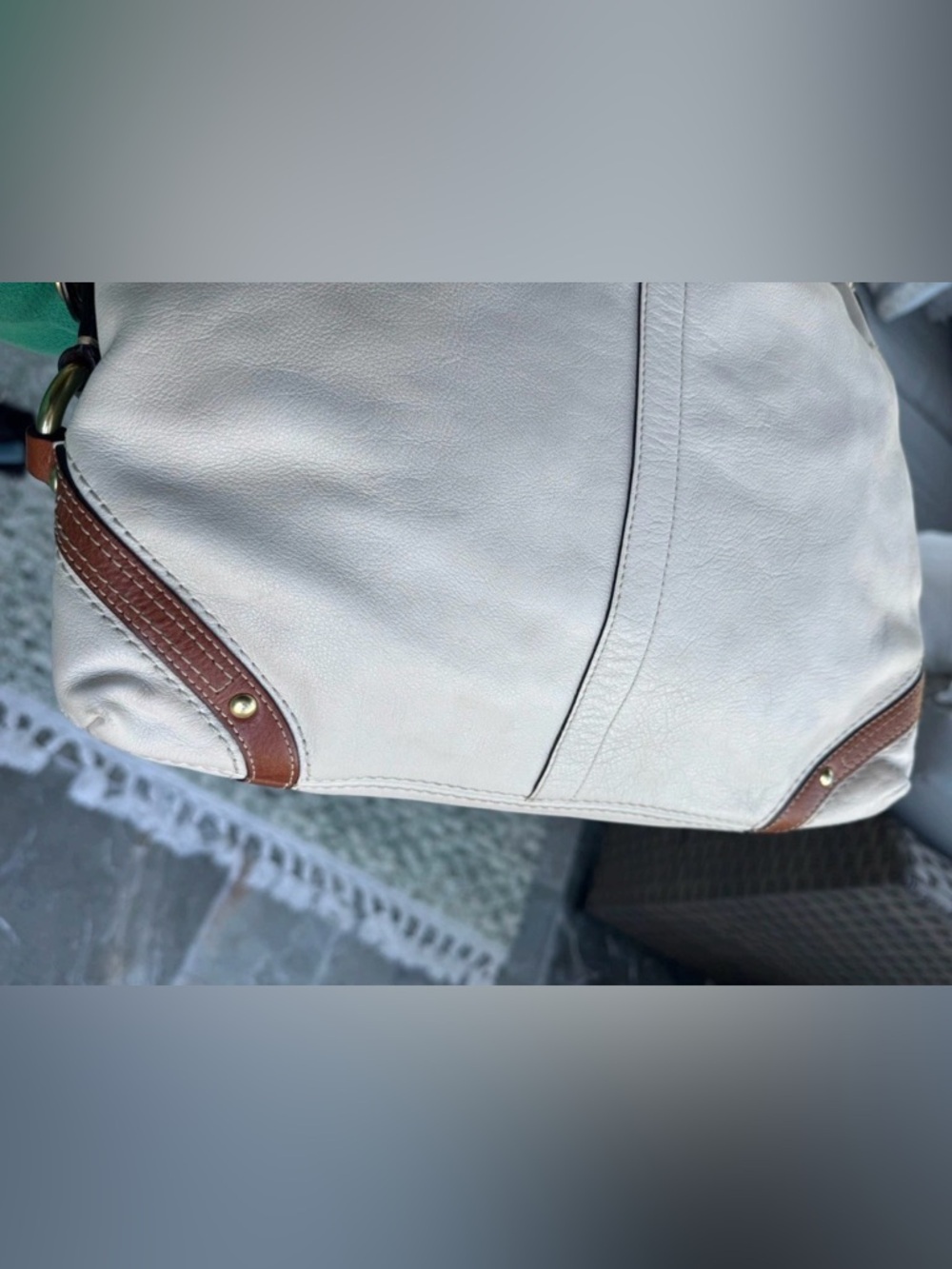 Coach Vintage Hobo Carly Bag with Brass Details Creamy White L0773-11636 - Picture 8 of 16